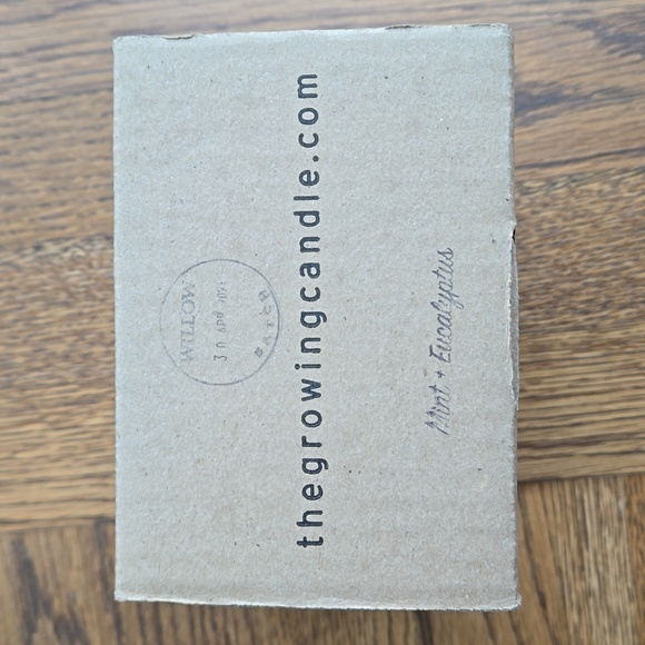 Hyggelight Growing Candle 100% Soy Willow Mint + Eucalyptus Seed Label, NIB - Picture 8 of 8